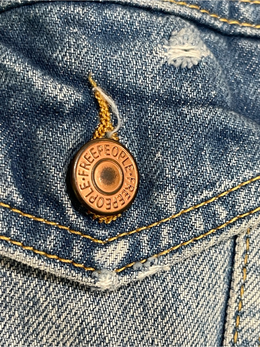 Free People We The Free Distressed Cropped Swing Jean Jacket SZ M Blue - Picture 5 of 7